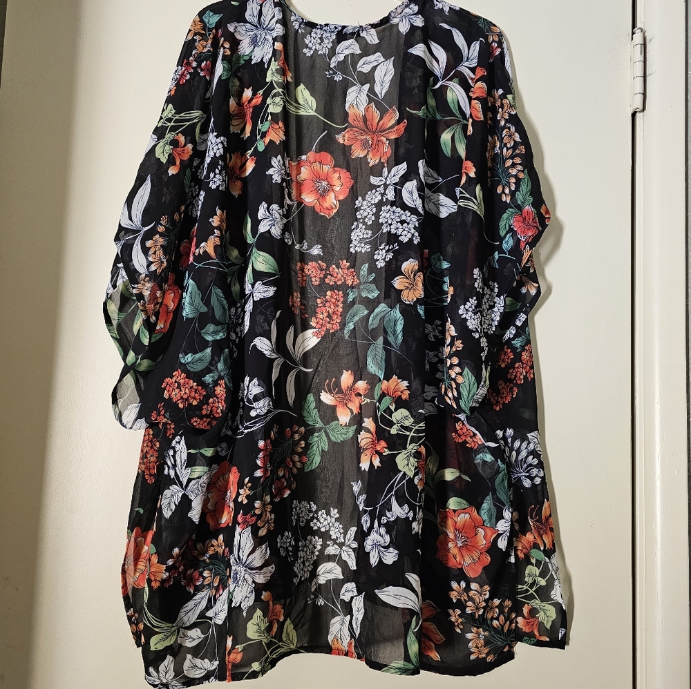 Forever 21 Ambiance Sheer Floral Kimono